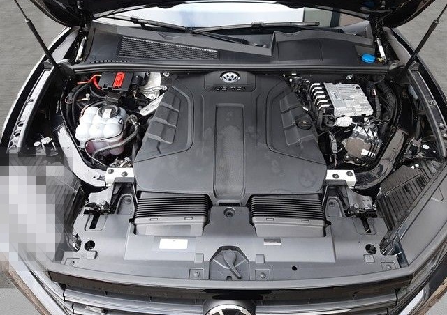 Volkswagen Touareg R-Line 3.0TDI 4Motion Pano Matrix 21" foto 15