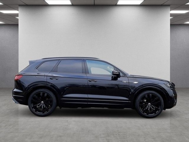 Volkswagen Touareg R-Line 3.0TDI 4Motion Pano Matrix 21" foto 4