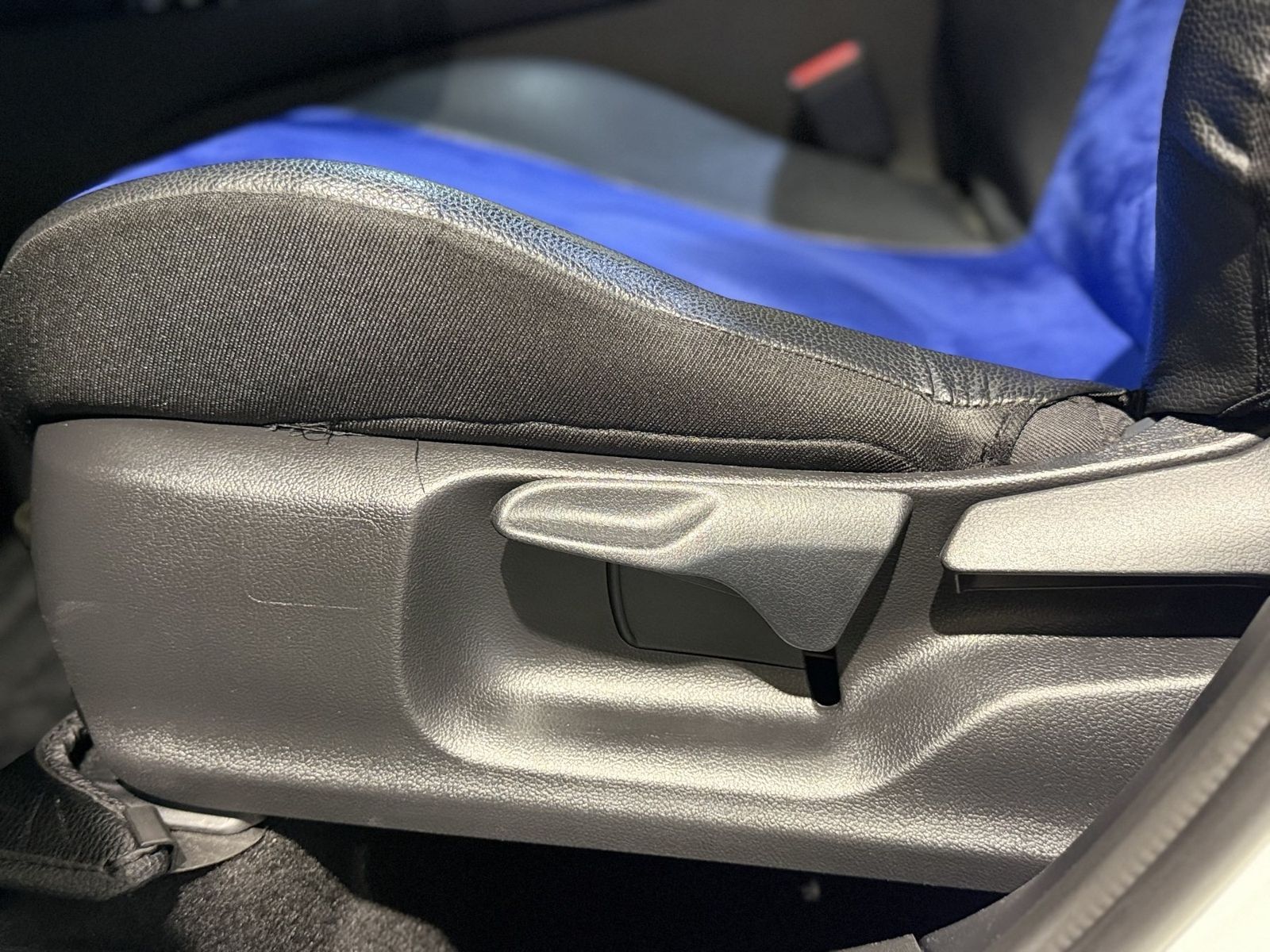 Toyota C-HR 1.8 Hybrid Flow foto 16