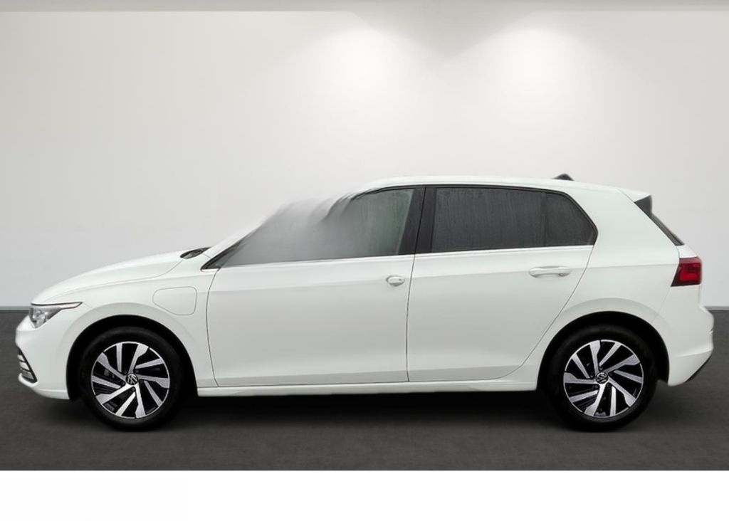 Volkswagen Golf VIII 1.5 eHybrid Style DSG   Kamera   Matri foto 3