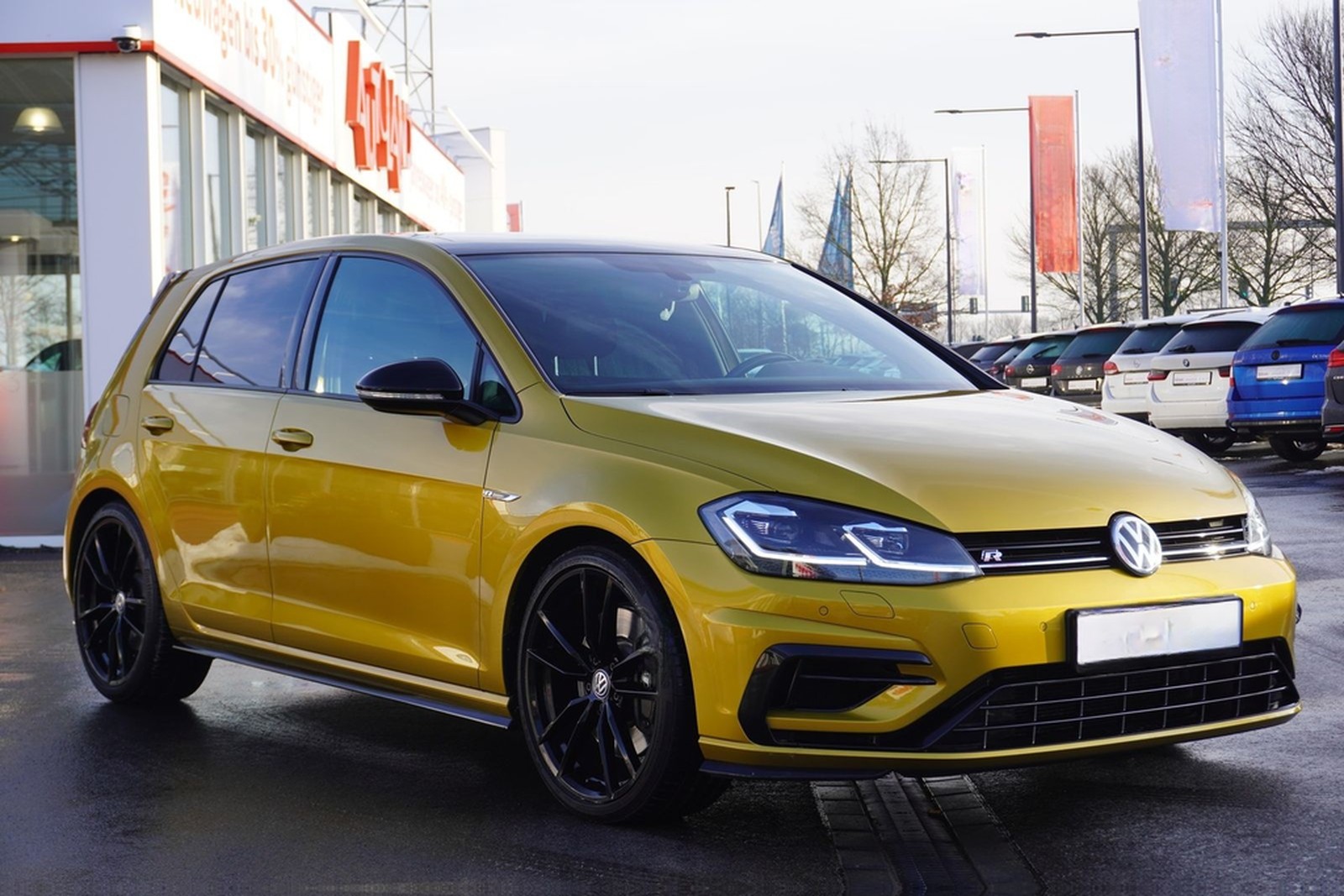 Volkswagen Golf VII 2.0 R 4Motion Schiebedach ACC DCC Leder foto 3