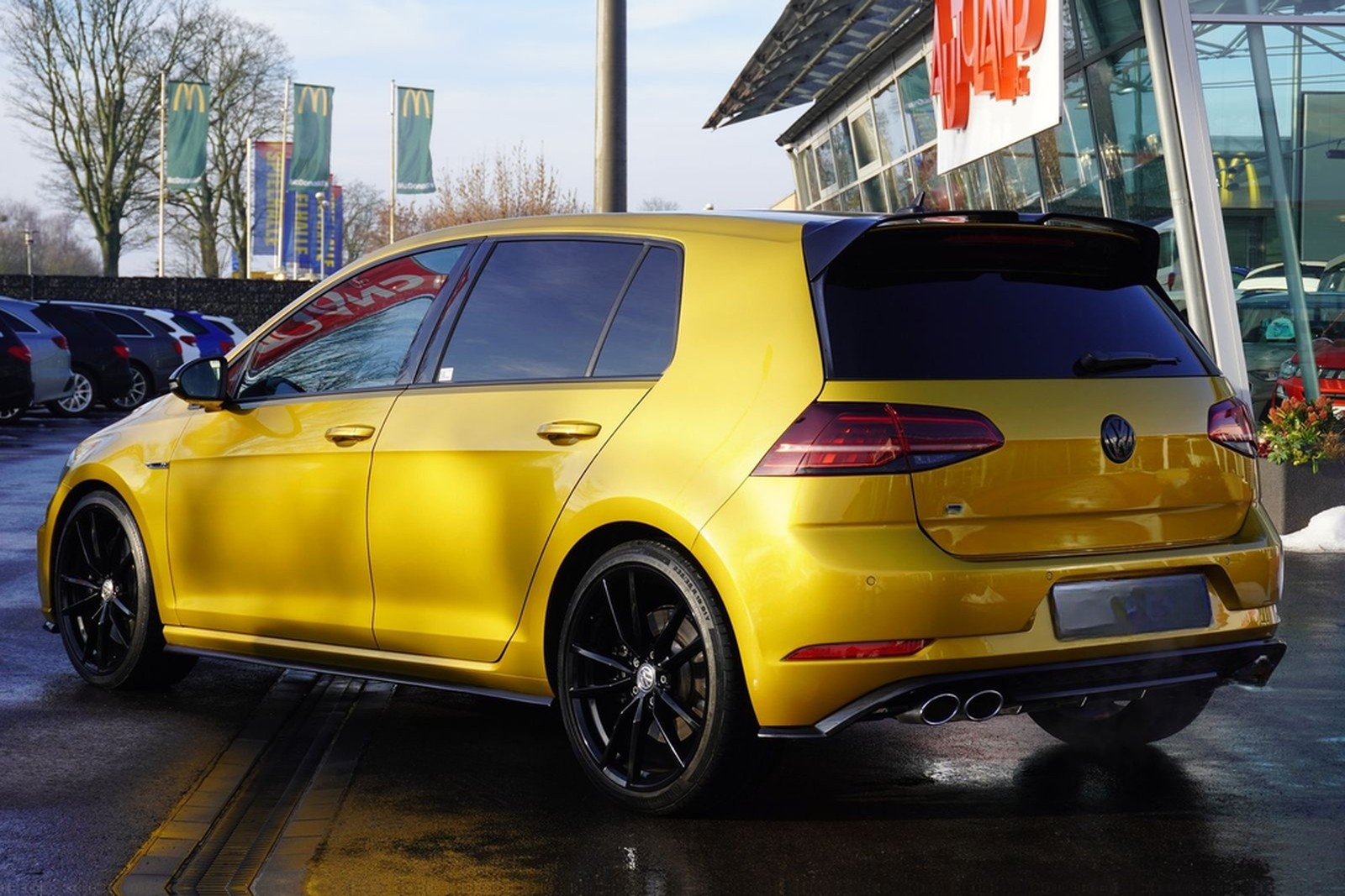 Volkswagen Golf VII 2.0 R 4Motion Schiebedach ACC DCC Leder foto 7