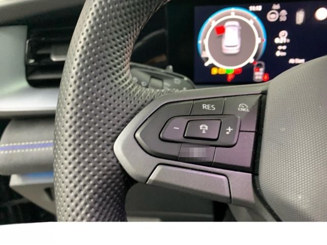 Volkswagen Tayron R-LINE BLACK 2.0 TDI DSG 4MOT AHK PANO HU foto 19