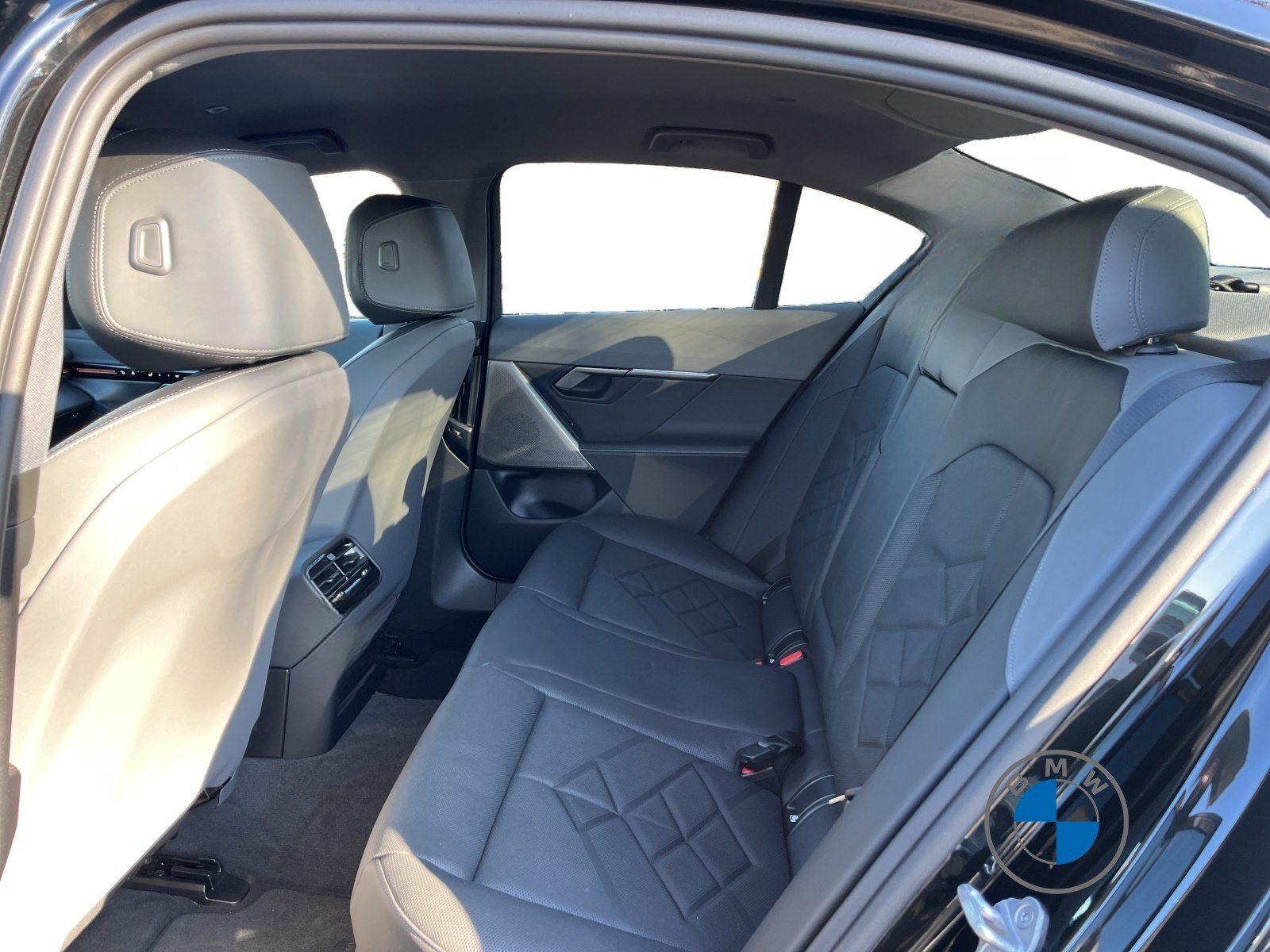 BMW 520d xDrive 19" DA Prof. Standhzg. HUD foto 15