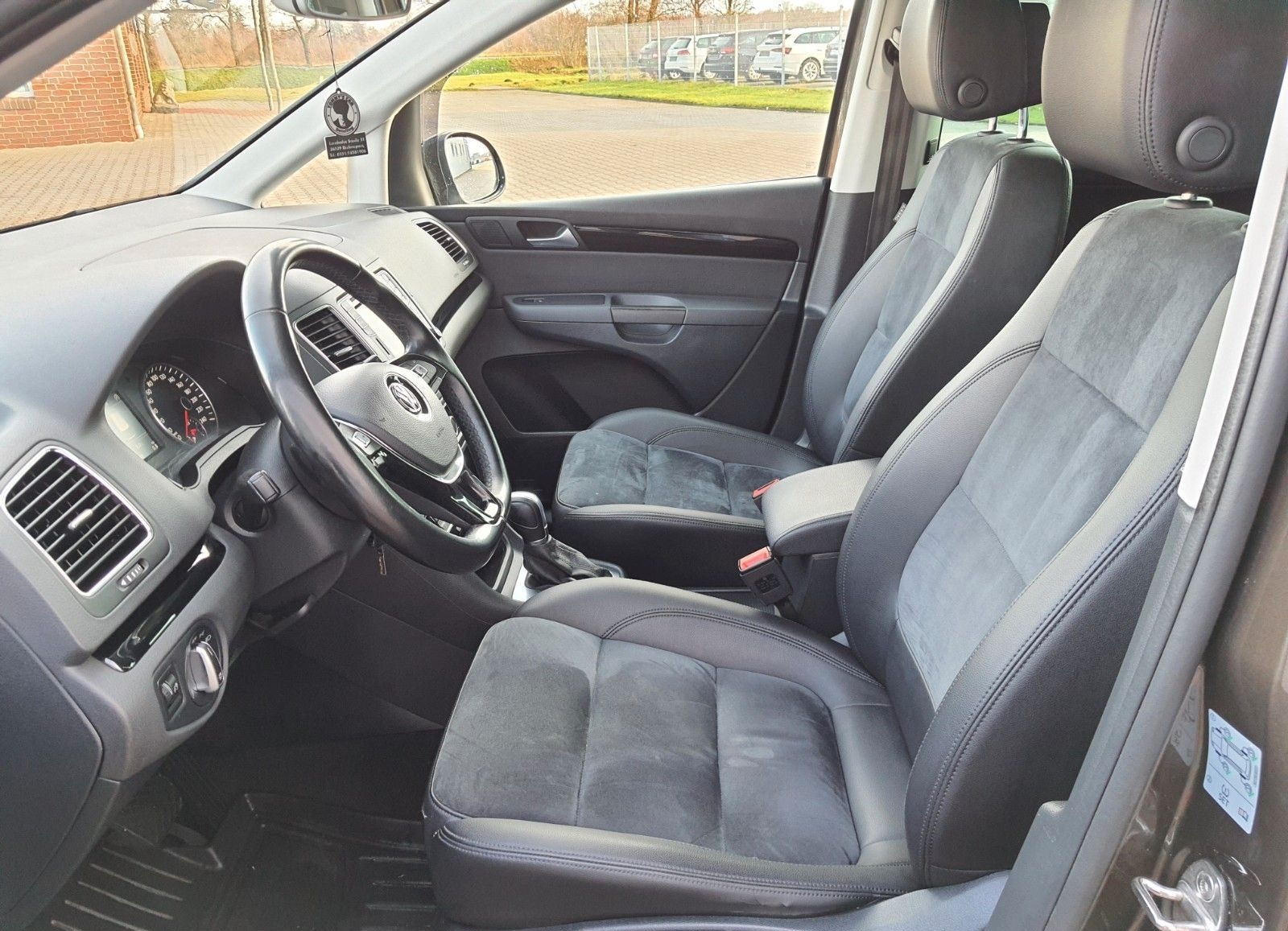 Volkswagen Sharan Highline BMT/* DSG*Xenon* Gepflegt* foto 21