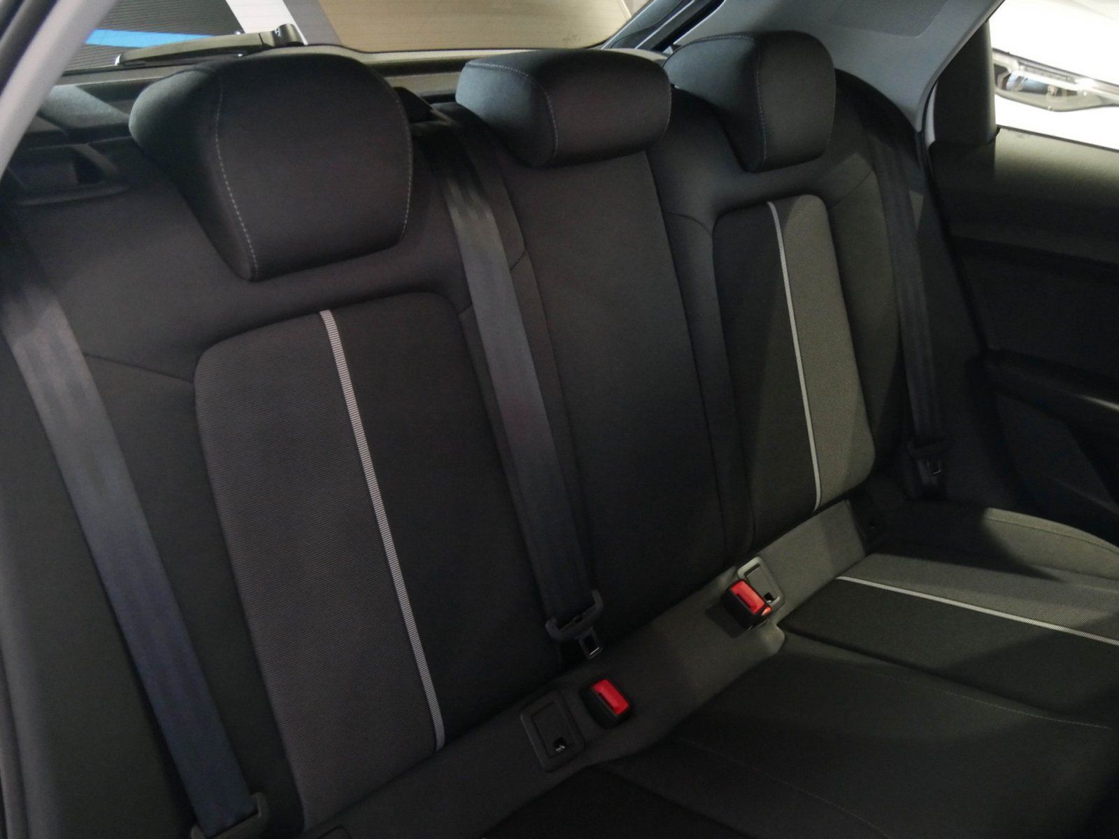Audi A1 Sportback advanced 25 TFSI 70(95) kW(PS) Scha foto 4
