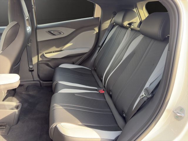 BYD Dolphin Surf Active foto 13