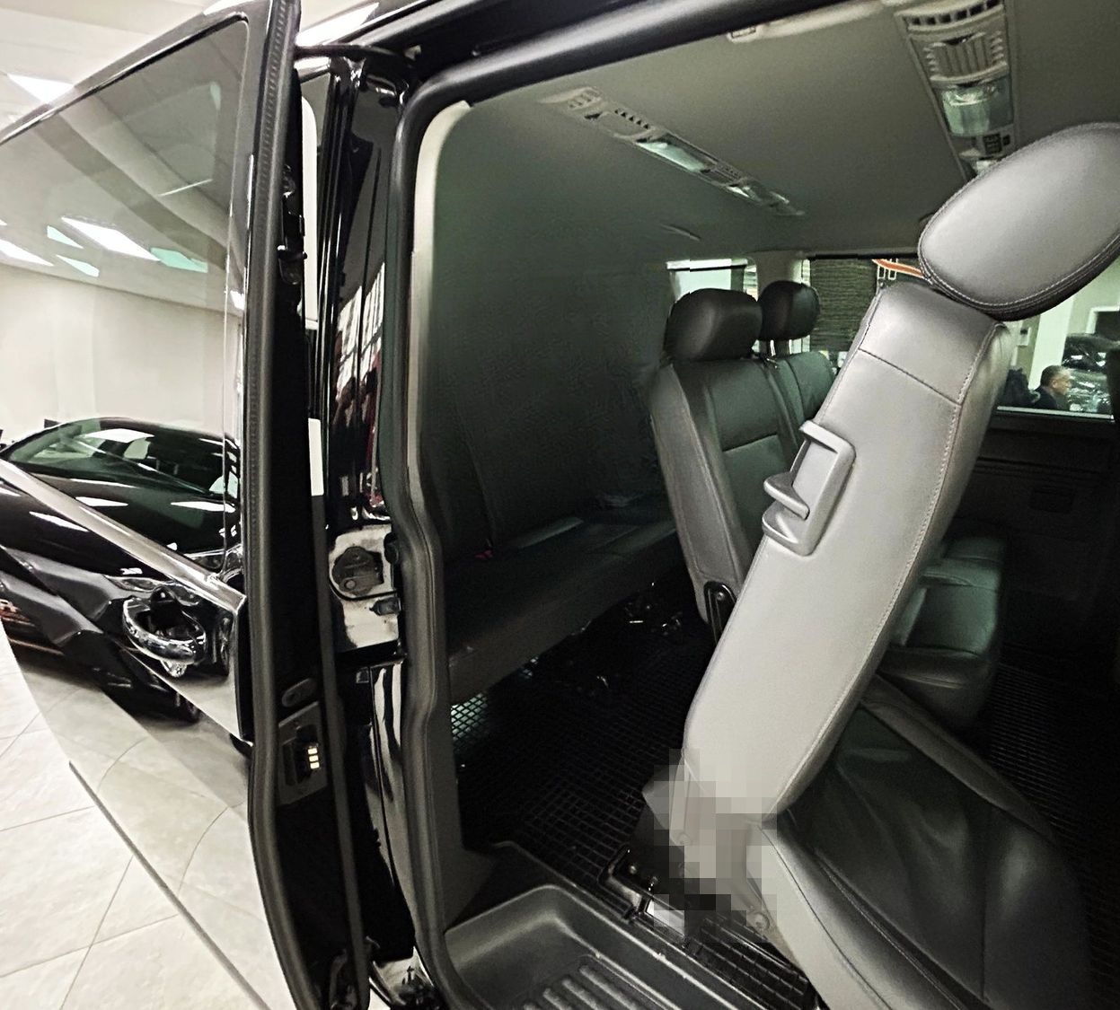 Volkswagen T5 Caravelle  Comfortline lang 8-Sitzer/Navi/Aut foto 12