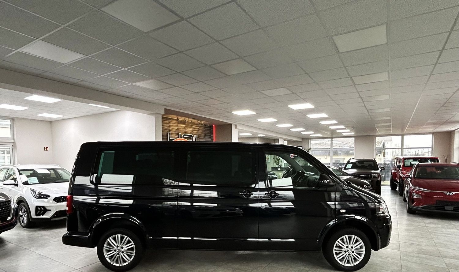 Volkswagen T5 Caravelle  Comfortline lang 8-Sitzer/Navi/Aut foto 21