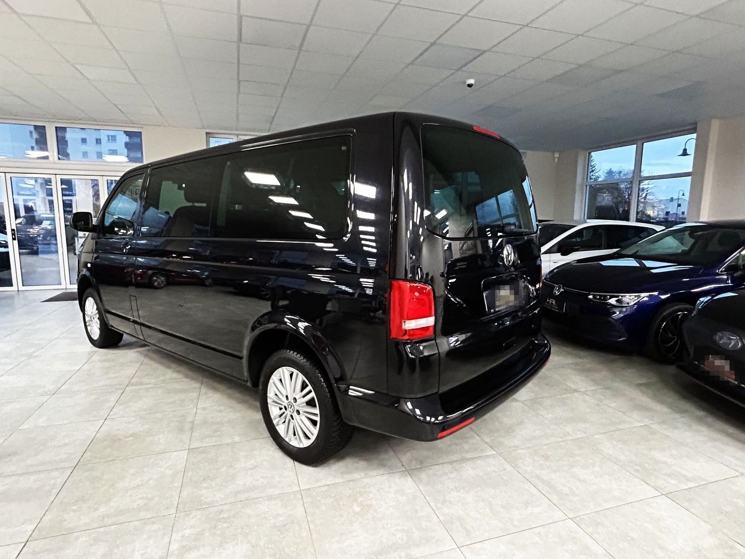 Volkswagen T5 Caravelle  Comfortline lang 8-Sitzer/Navi/Aut foto 25