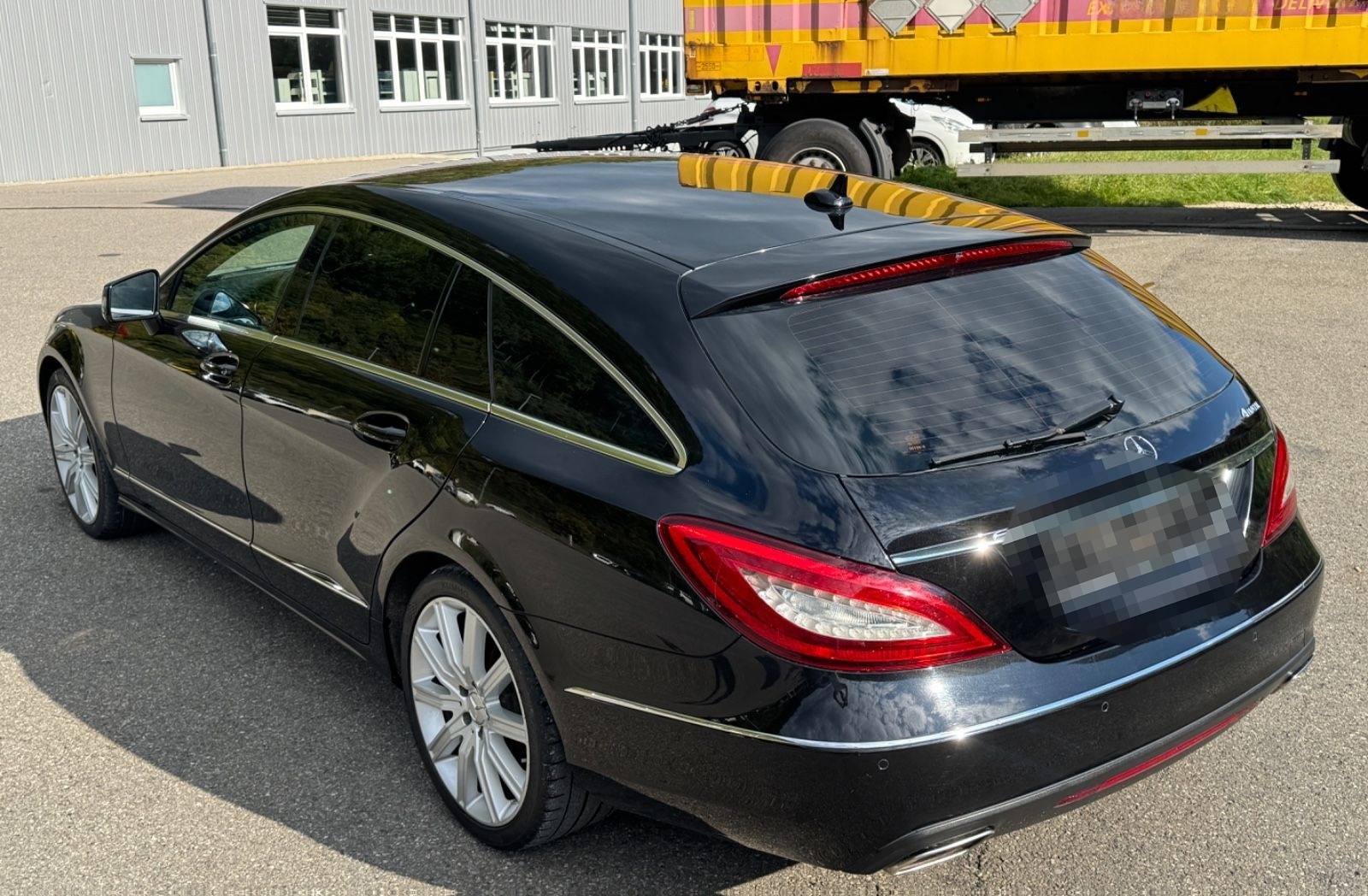 Mercedes-Benz CLS 250d Shooting Brake 4Matic 360 Leder LED foto 6