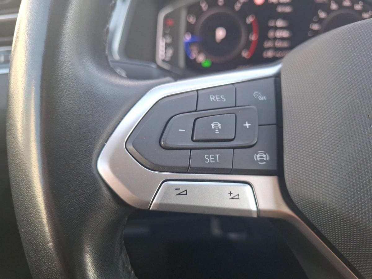 Volkswagen Tiguan Allspace TSI Life DSG 7-Si LED Navi VC HU foto 17