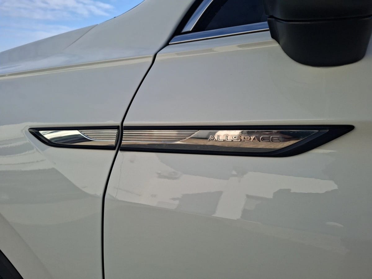 Volkswagen Tiguan Allspace TSI Life DSG 7-Si LED Navi VC HU foto 22