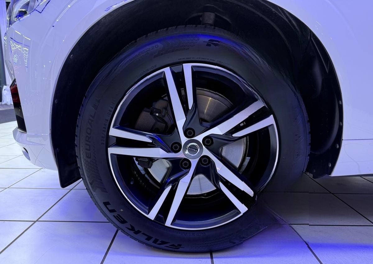 Volvo XC60 2.0 T4 R Design foto 8