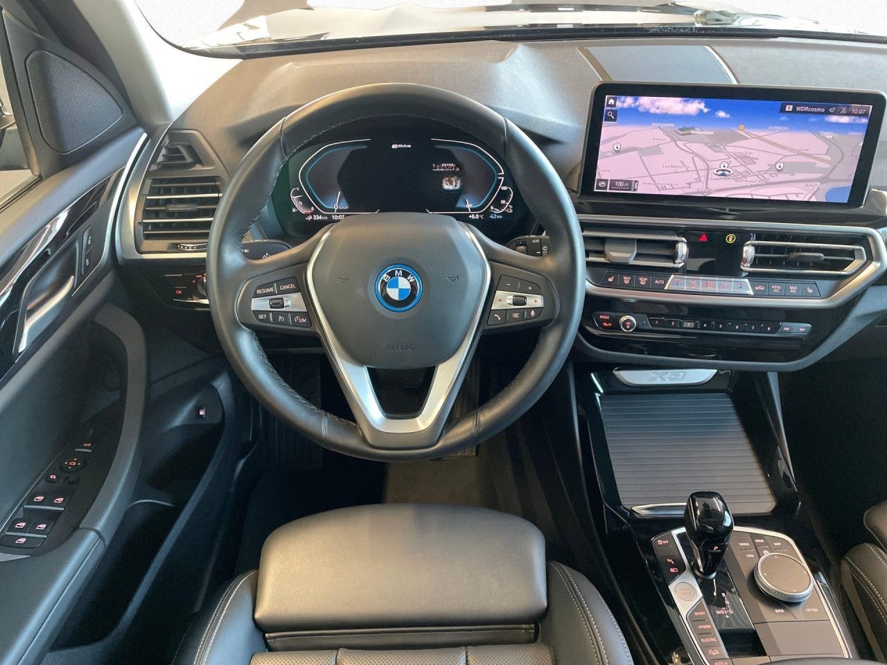 BMW X3 xDrive30e LCProf,AHK,HiFi,Pano,Kamera,ParkAss foto 12