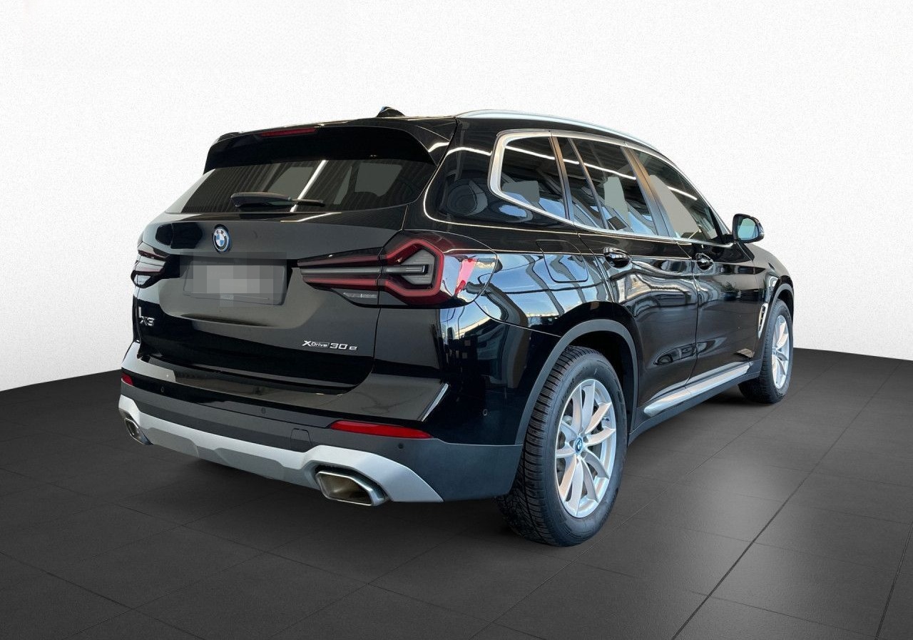 BMW X3 xDrive30e LCProf,AHK,HiFi,Pano,Kamera,ParkAss foto 5