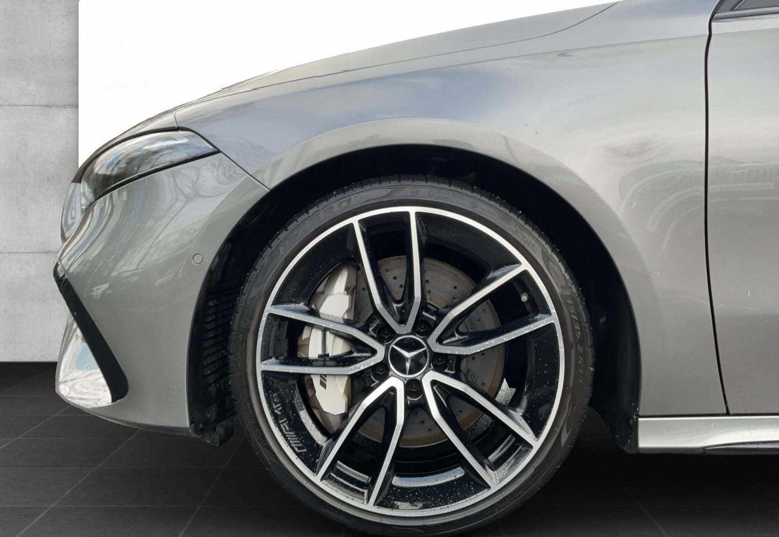 Mercedes-Benz A 35 AMG 4Matic AMG Speedshift DCT 8G AMG Line A foto 9