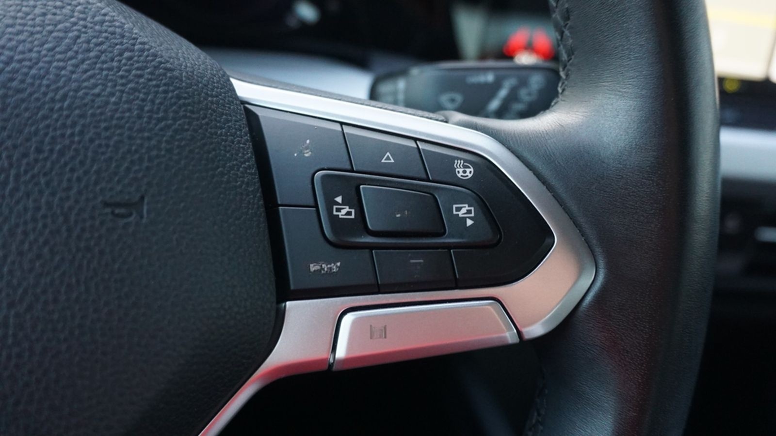 Volkswagen Golf VIII 1.5 TSI Life LED Navi Sitzheizung USB foto 26