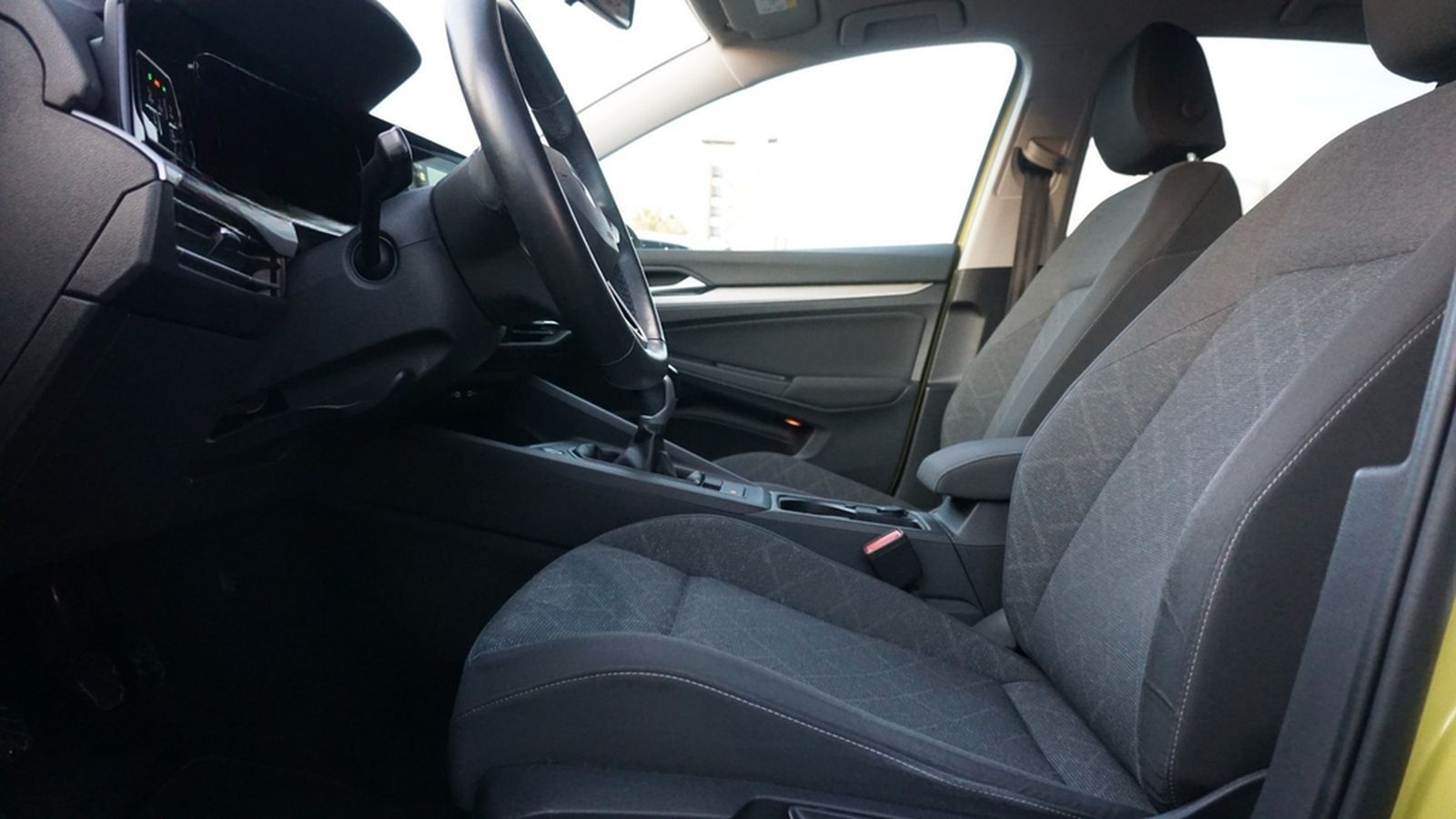 Volkswagen Golf VIII 1.5 TSI Life LED Navi Sitzheizung USB foto 29