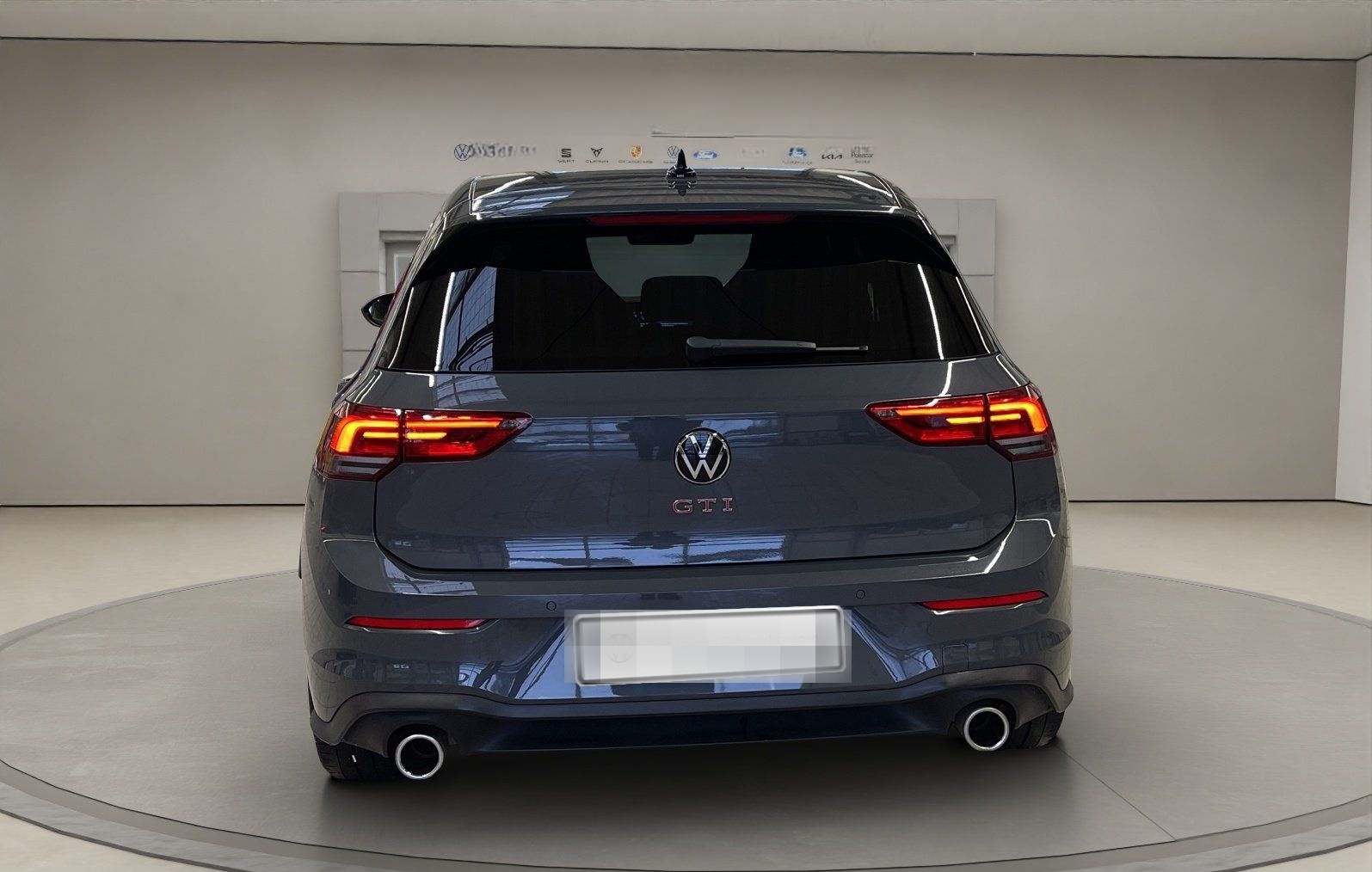 Volkswagen Golf VIII 2.0 TSI GTI ACC AUT Kam. Navi Sportp. foto 5