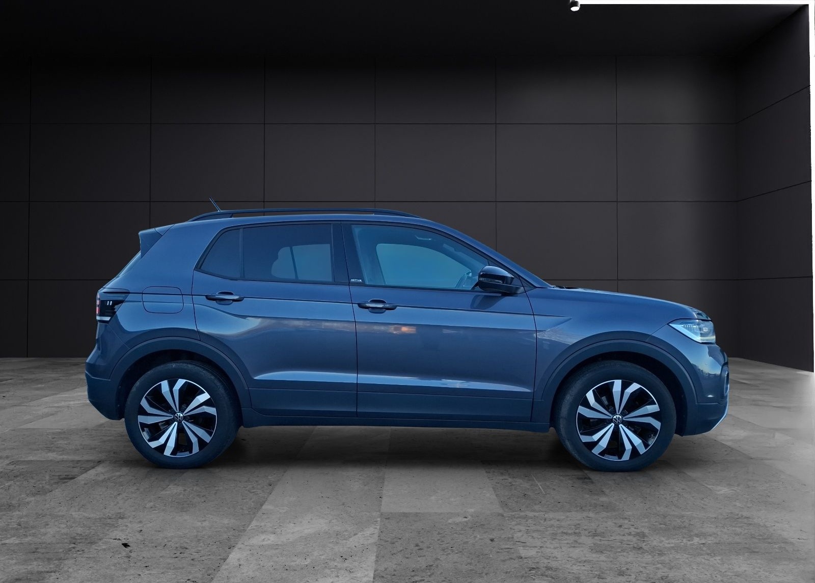 Volkswagen T-Cross TSI Active DSG LED Navi AID ACC RFK SH 1 foto 6
