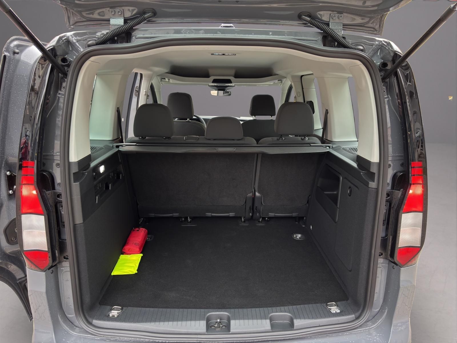 Volkswagen Caddy 1.5 TSI DSG Family *AHK/ACC/APP/SHZ/RFK* foto 15