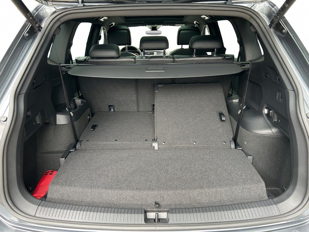 Volkswagen Tiguan Allspace 2.0 TDI DSG 4Motion R-Line DCC A foto 9