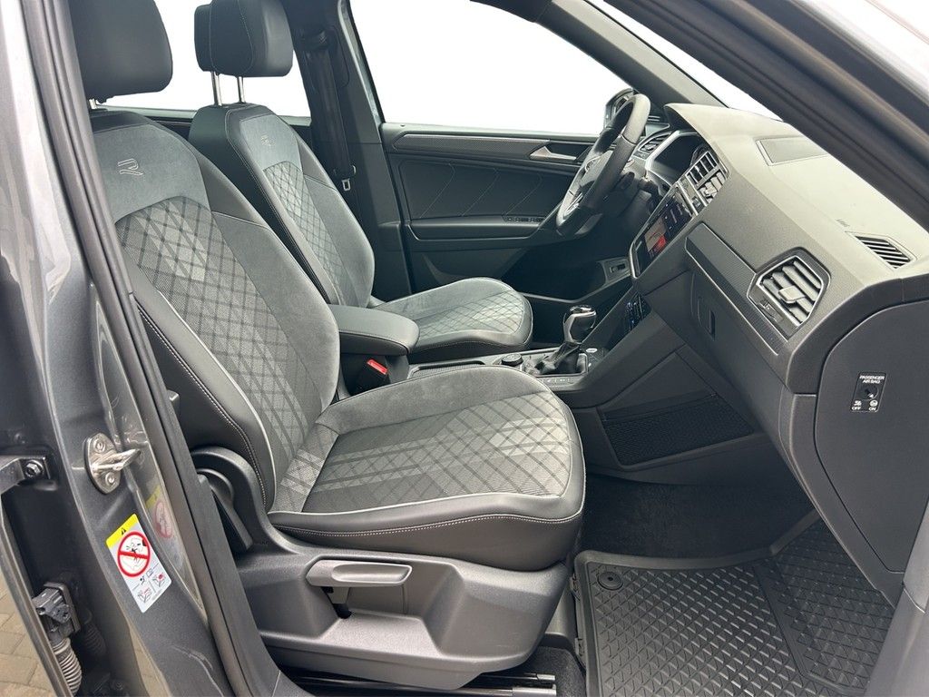 Volkswagen Tiguan Allspace 2.0 TDI DSG 4Motion R-Line DCC A foto 10