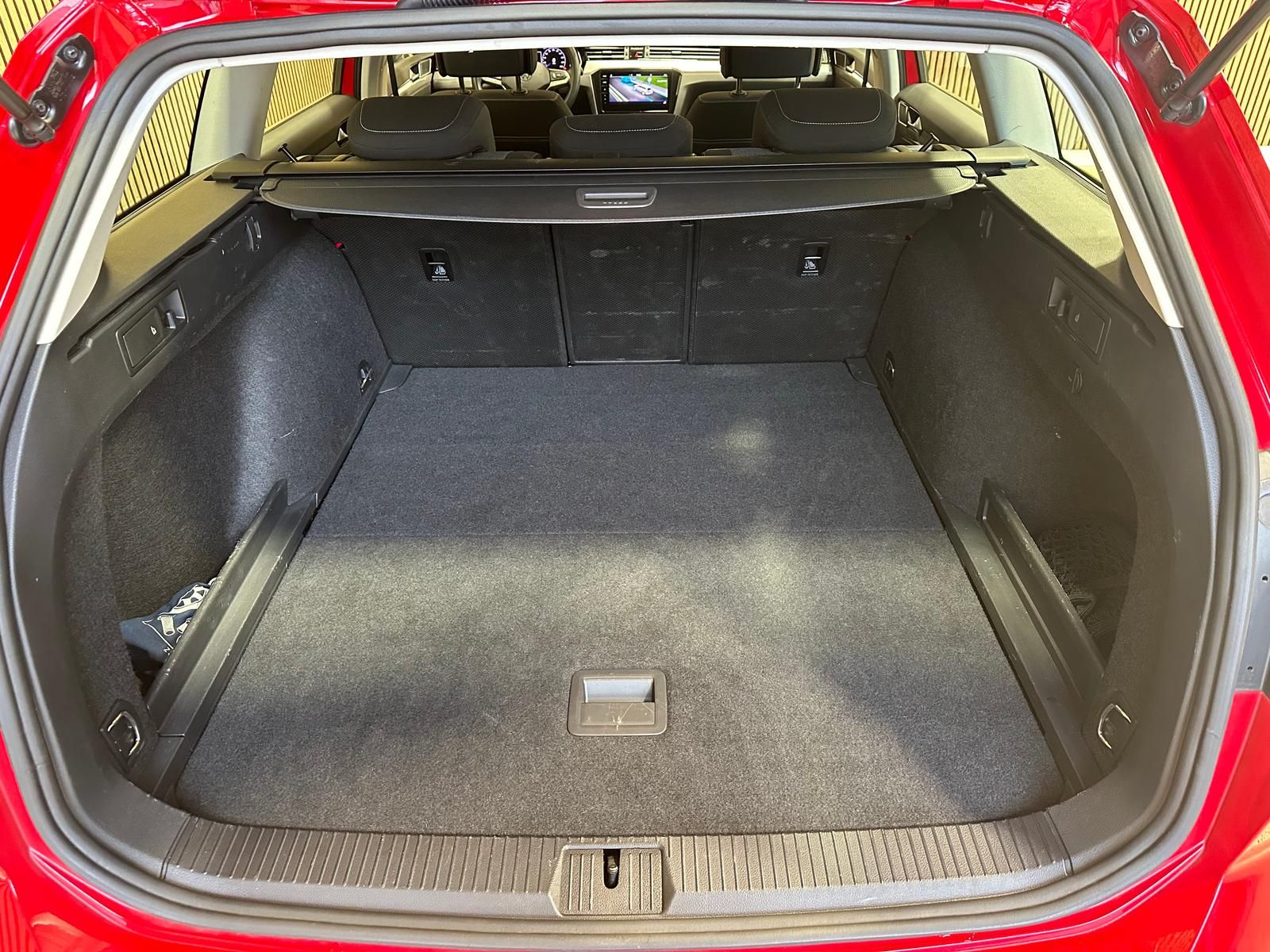 Volkswagen Passat Variant 2.0 TDI DSG Business LEDNavi|ACC foto 24