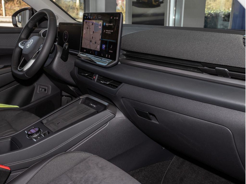 Volkswagen T-Roc Style 1.5 l eTSI DSG **AHK/NAV/WKR** 360° foto 8
