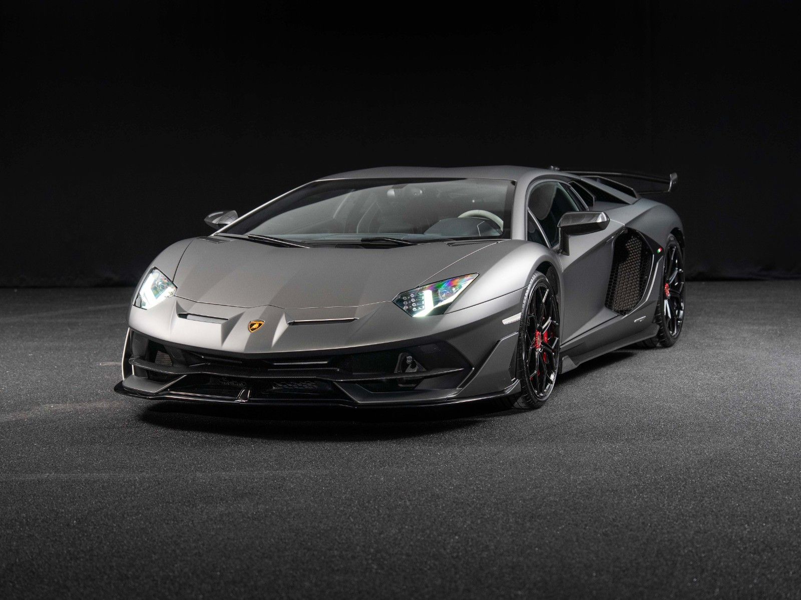 Lamborghini Aventador SVJ - One owner