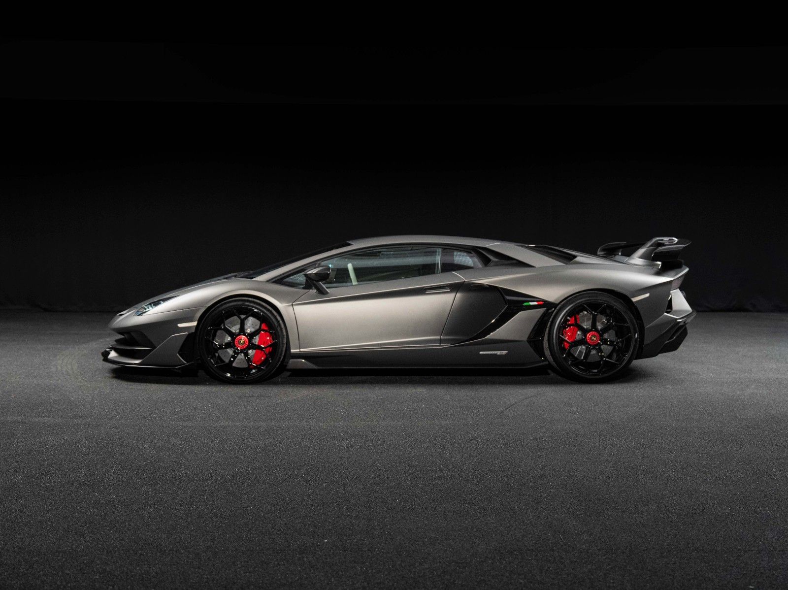 Lamborghini Aventador SVJ - One owner foto 2