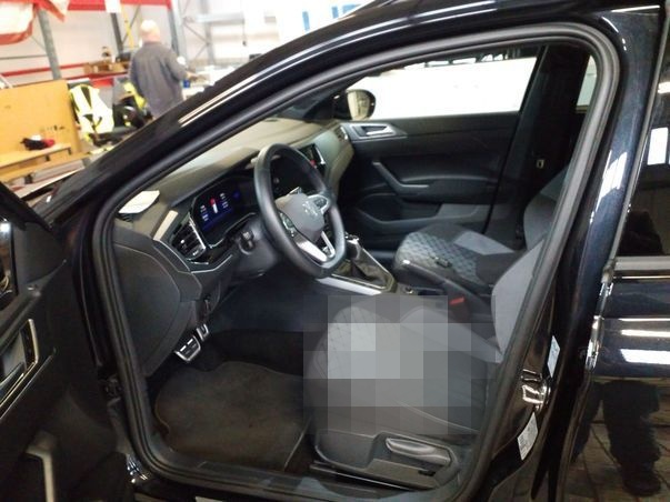 Volkswagen Taigo 1.0TSI DSG R-Line MATRIX+AHK+ACC+NAVI+++ foto 5