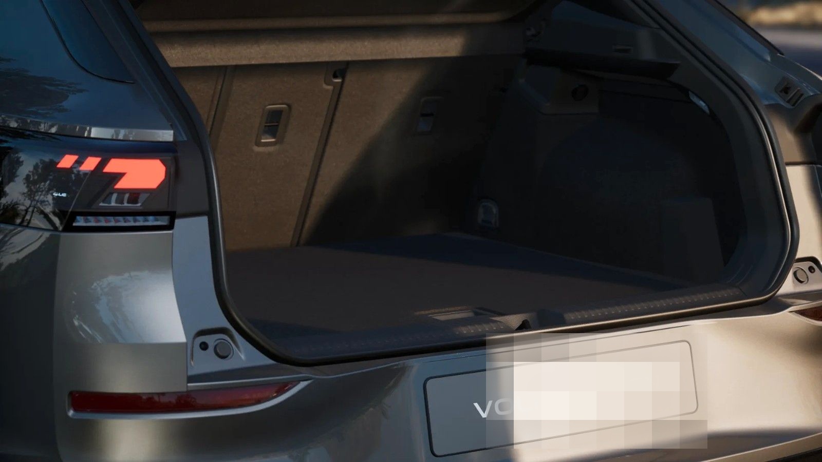 Volkswagen T-Roc 1.5 eTSI DSGR-Line+AHK+PANO+IQ-LIGHT foto 11