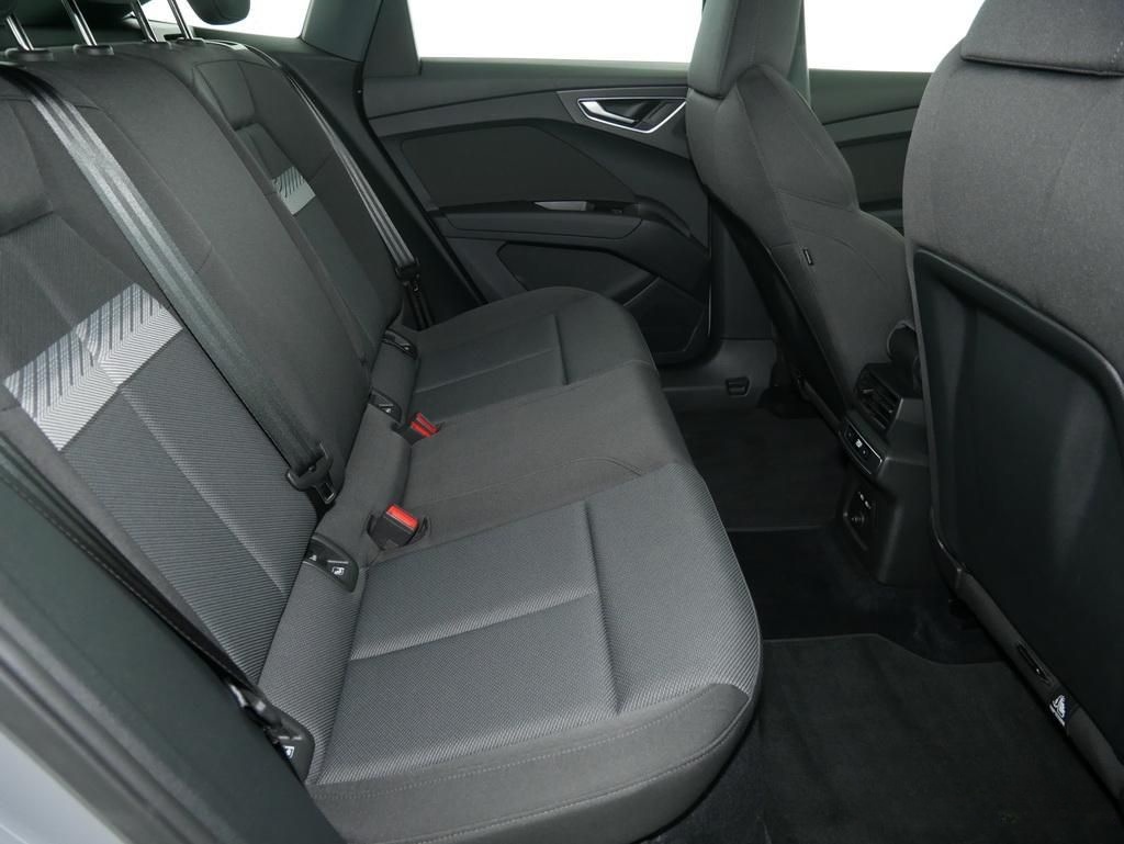 Audi Q4 Sportback 35 e-tron Sportsitze,MatrixLED,Kame foto 7