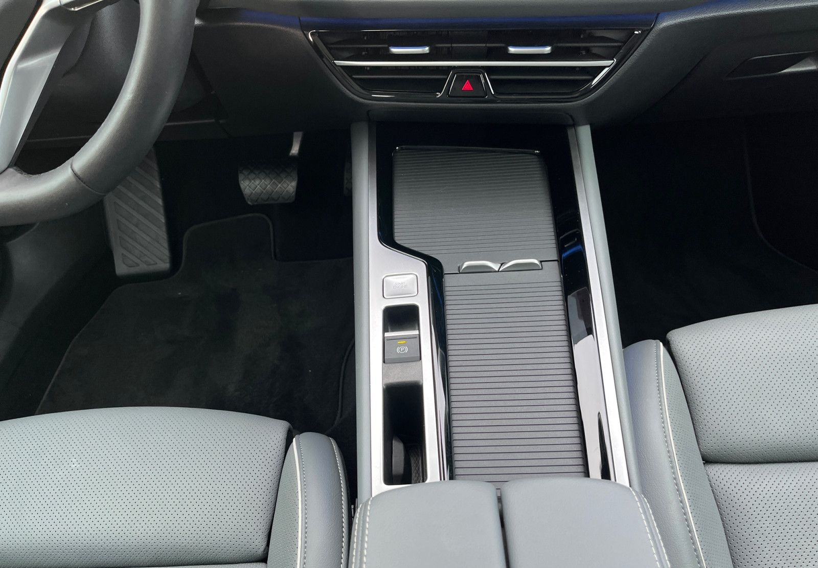 Volkswagen Passat Variant 2.0TDI Elegance Standhz 360° HuD foto 8