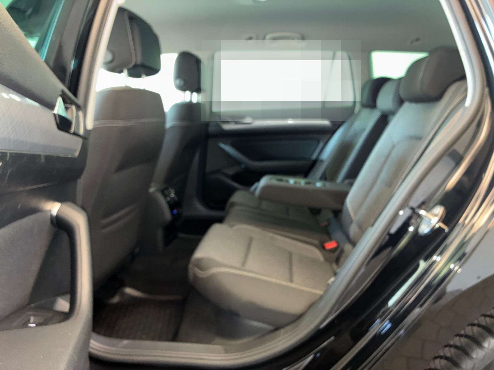 Volkswagen Passat Variant Business 2.0 TDI DSG *LED* foto 9