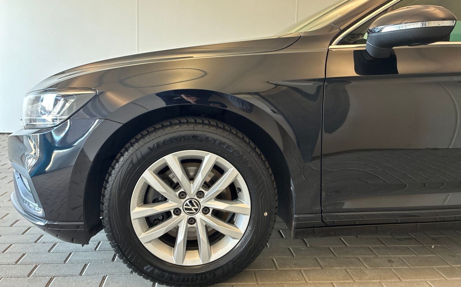 Volkswagen Passat - Passat Variant Business 2.0 TDI DSG *LE foto 5