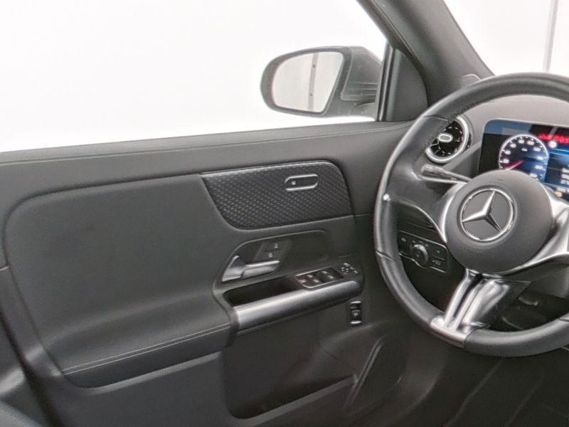 Mercedes-Benz GLA 220 4M Progressive AHK+Kamera+WinterPaket foto 9
