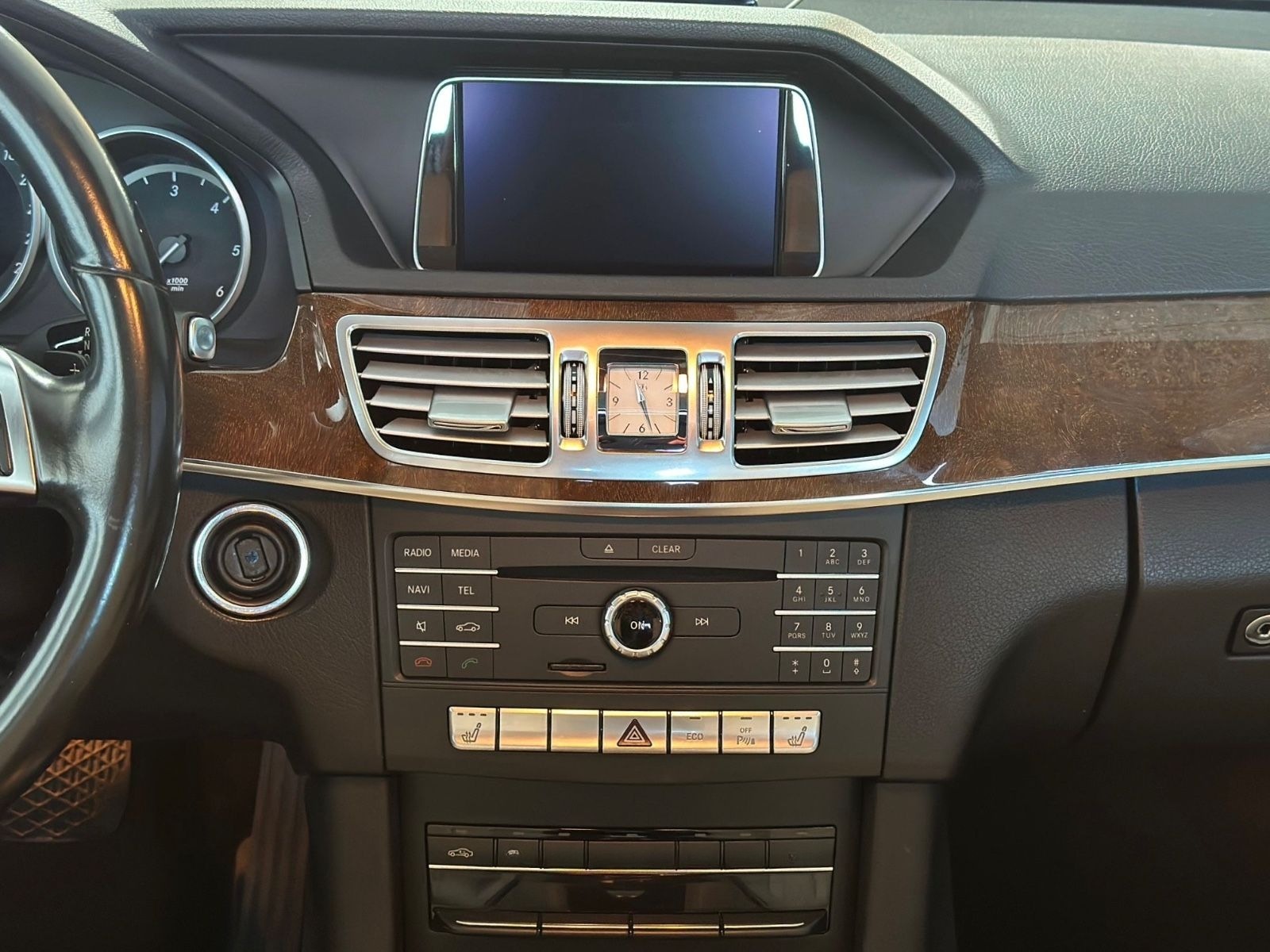 Mercedes-Benz E 220 BlueTec Lim. 9G-Tronic Voll 1.-Hand EURO6 foto 21