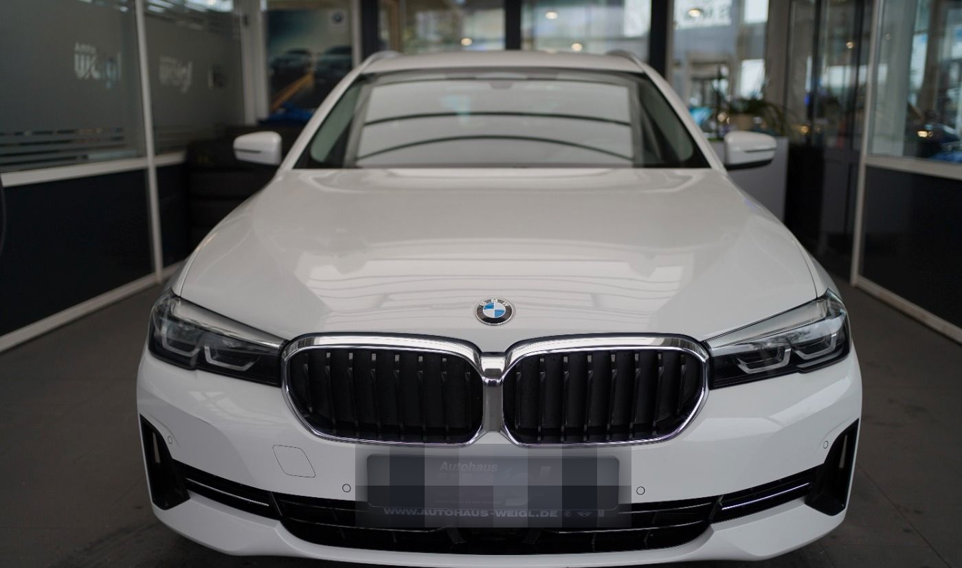 BMW 530d xDrive +ParkingAssist+AHK+HarmanKardonSyste foto 5