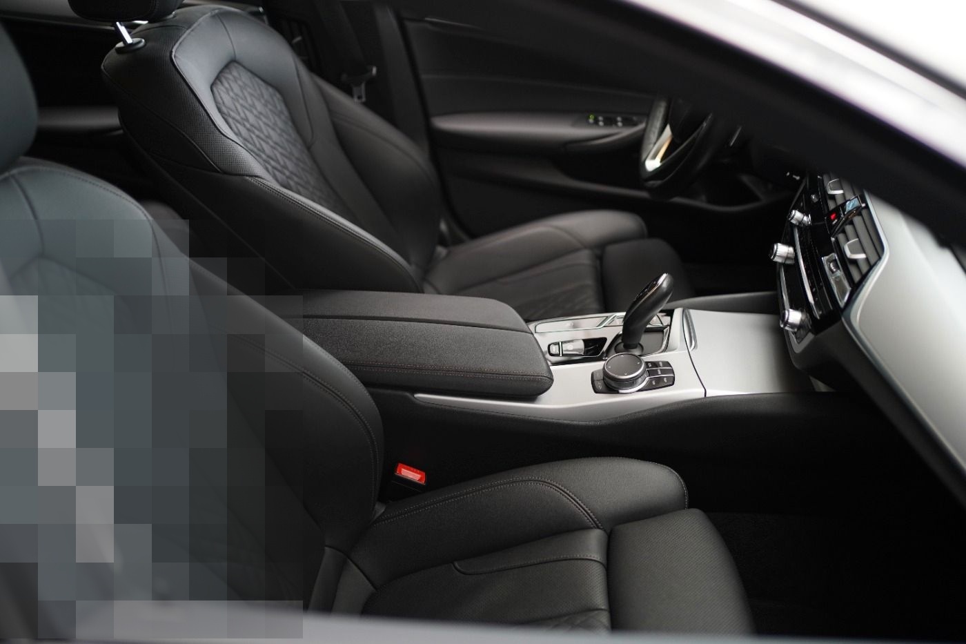 BMW 530d xDrive +ParkingAssist+AHK+HarmanKardonSyste foto 6