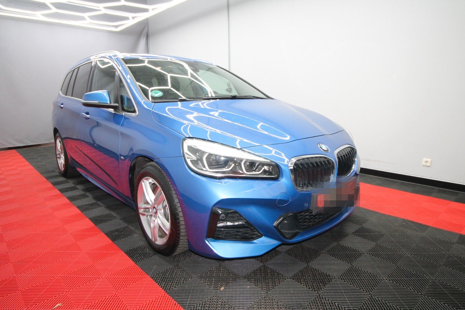 BMW 220d Gran Tourer xDrive M Sport foto 2