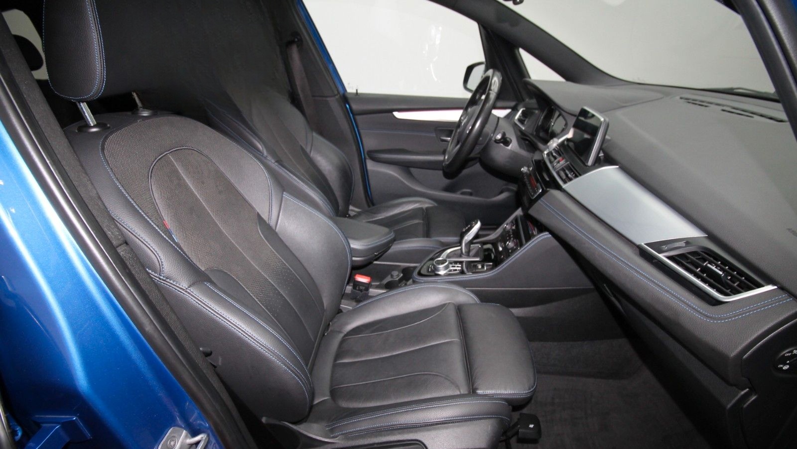 BMW 220d Gran Tourer xDrive M Sport foto 9