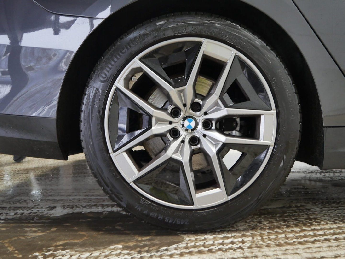 BMW 520d xDrive PANO+HUD+STANDHZ+DAP+PAP+ICONIC GLOW foto 13