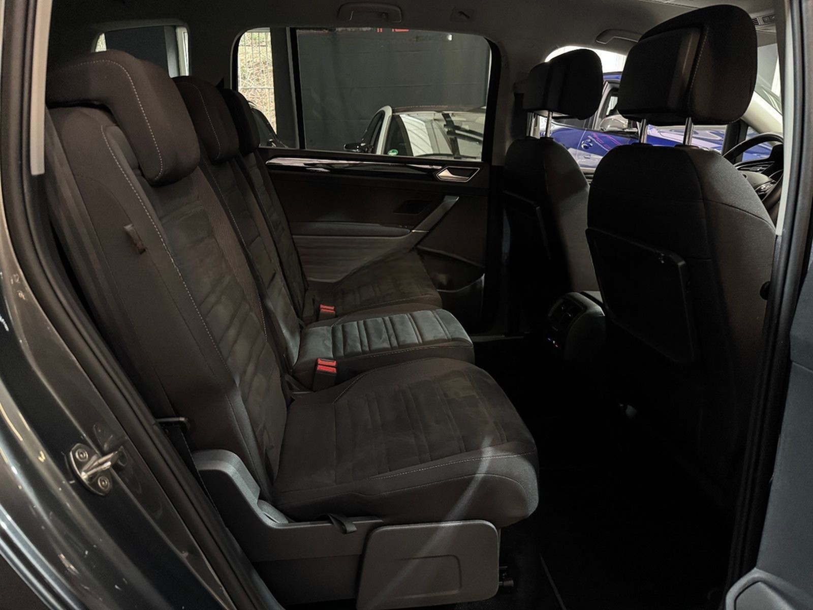 Volkswagen Touran Highline R-Line/DSG/Massage/Navi/LED/Temp foto 15