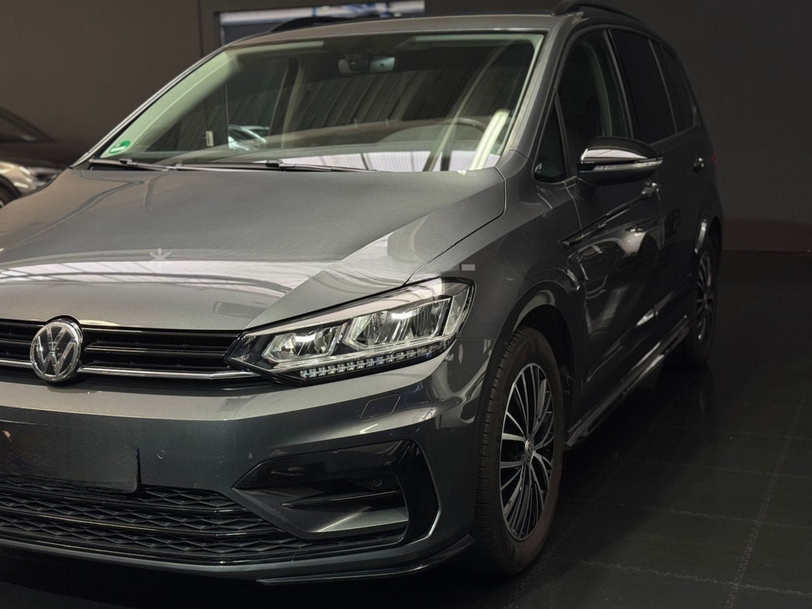 Volkswagen Touran Highline R-Line/DSG/Massage/Navi/LED/Temp foto 34