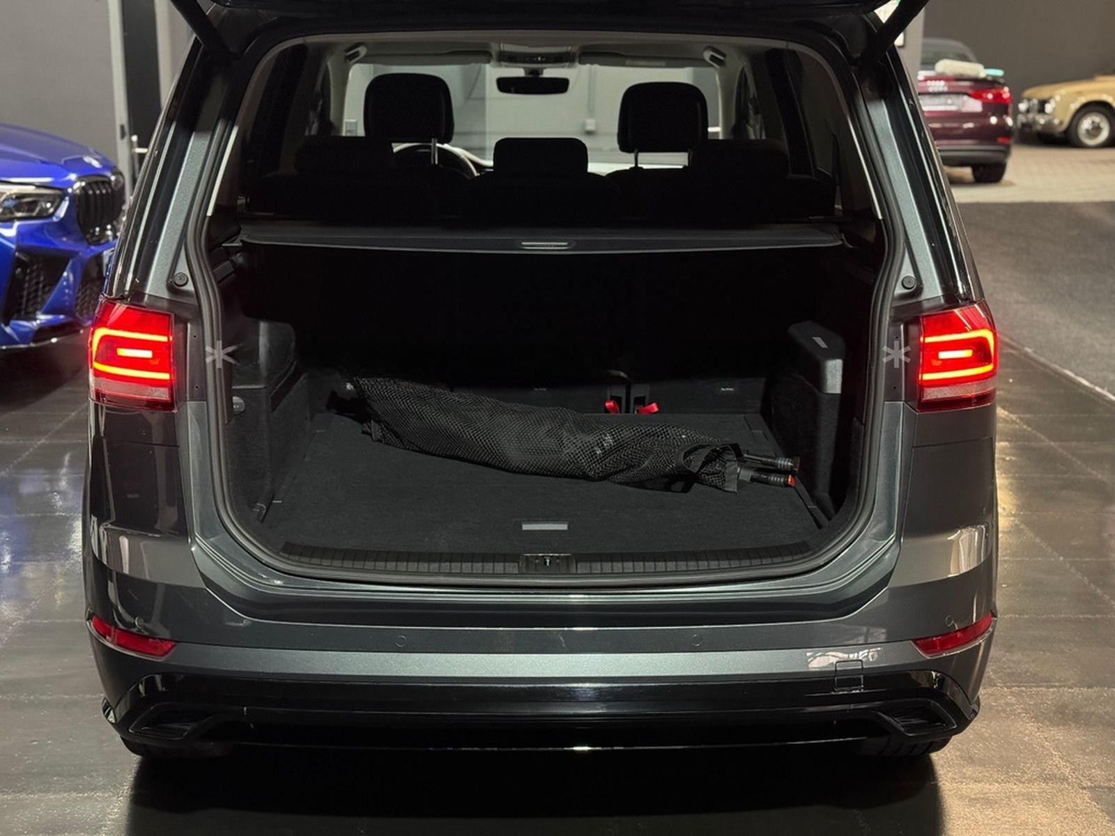 Volkswagen Touran Highline R-Line/DSG/Massage/Navi/LED/Temp foto 38
