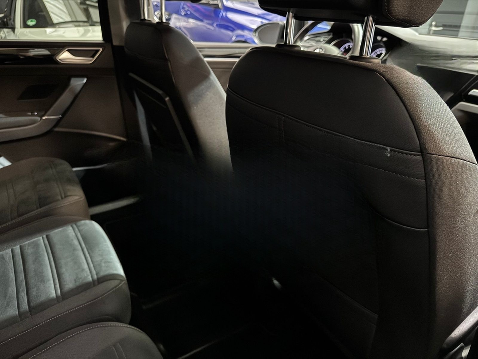 Volkswagen Touran Highline R-Line/DSG/Massage/Navi/LED/Temp foto 40