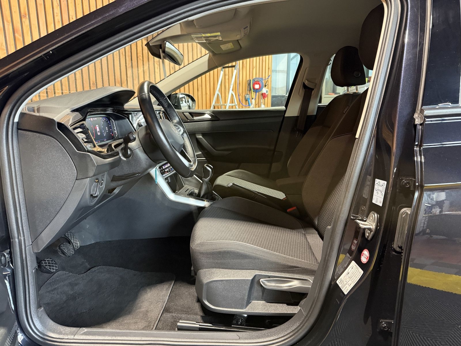 Volkswagen Taigo 1,0 TSI Life *Navi*LED*Virtual*Sitzhz*Kam* foto 10